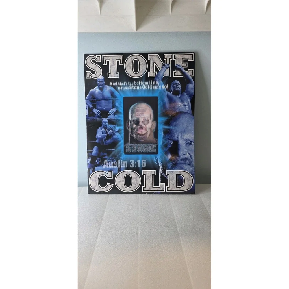 Vintage 1998 WWF Stone Cold Steve Austin Holographic 2 Folder Unpunched WWE 90's